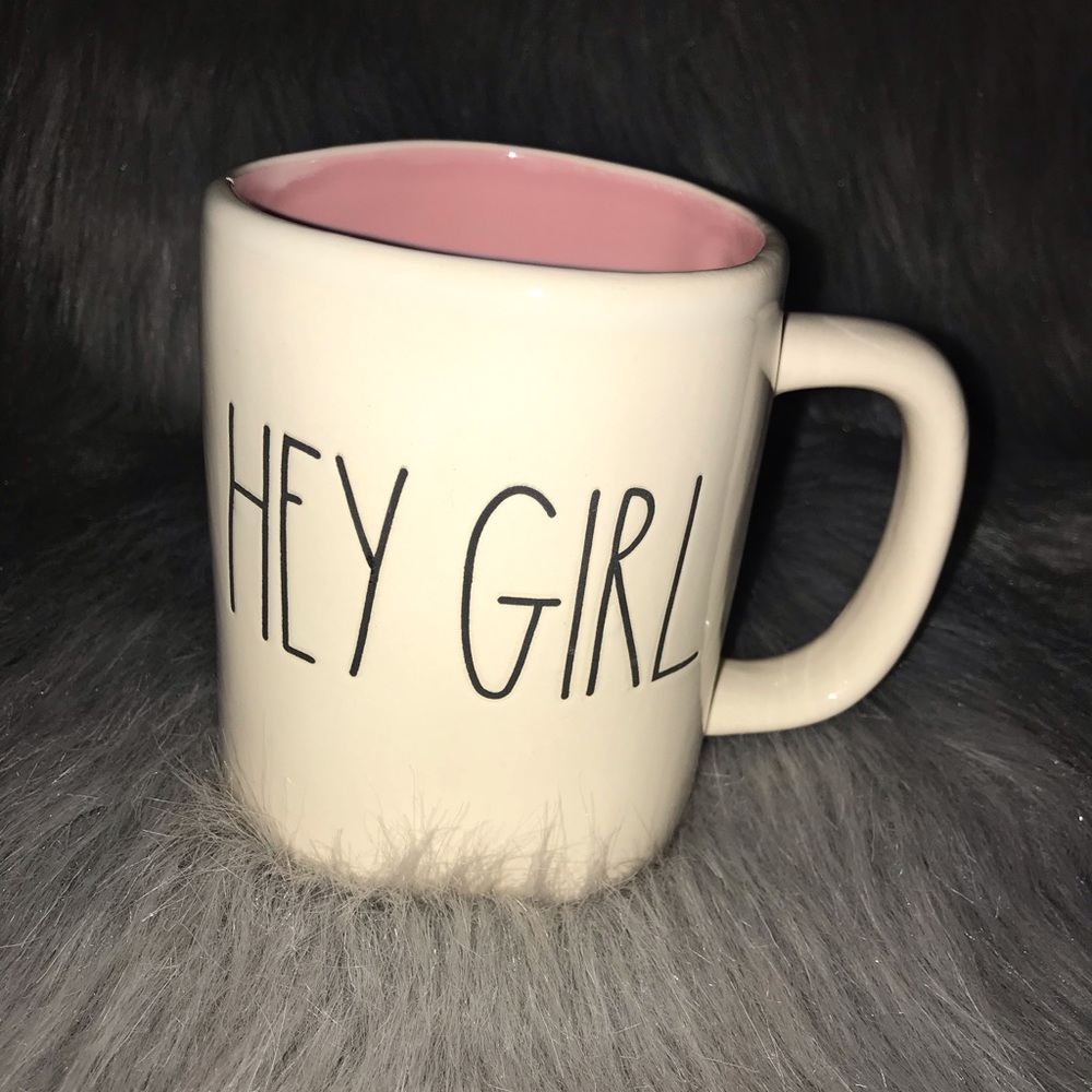 NWOT Rae Dunn “Hey Girl” mug